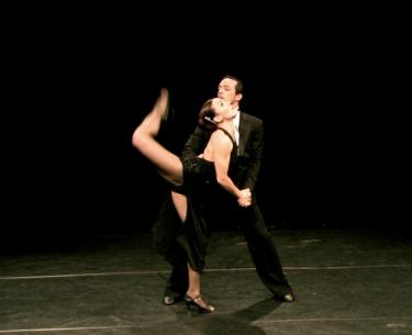 Tango Tanzpaar voller Emotion