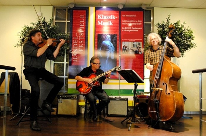 Swing Trio aus Halle